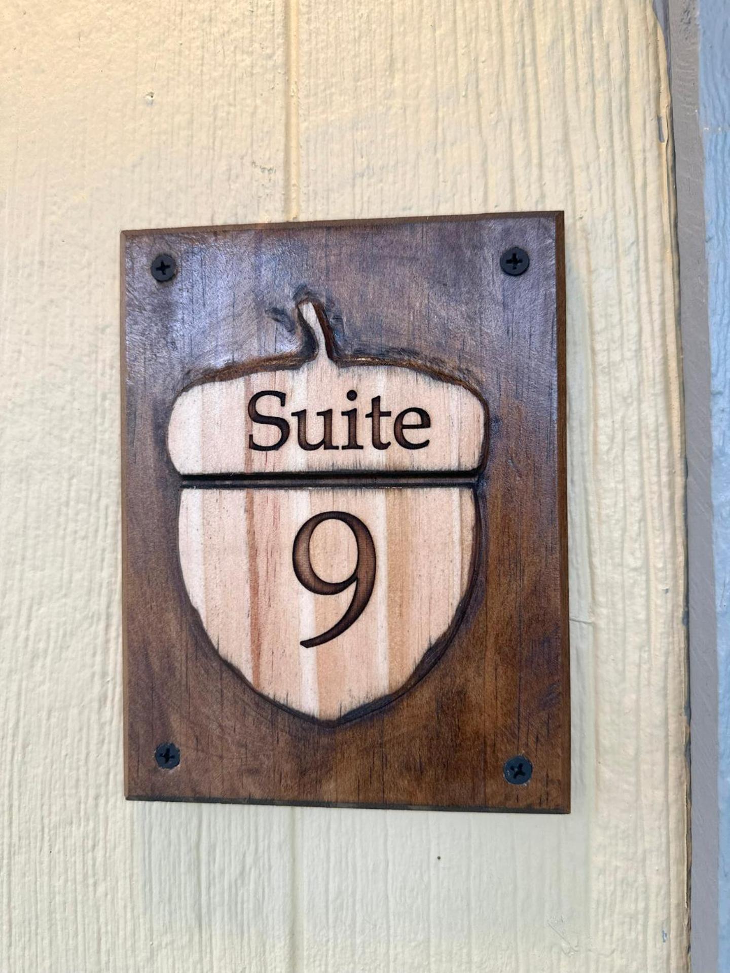 Acorn Hideaways Canton Rustic Old West Frontier Suite Eksteriør billede