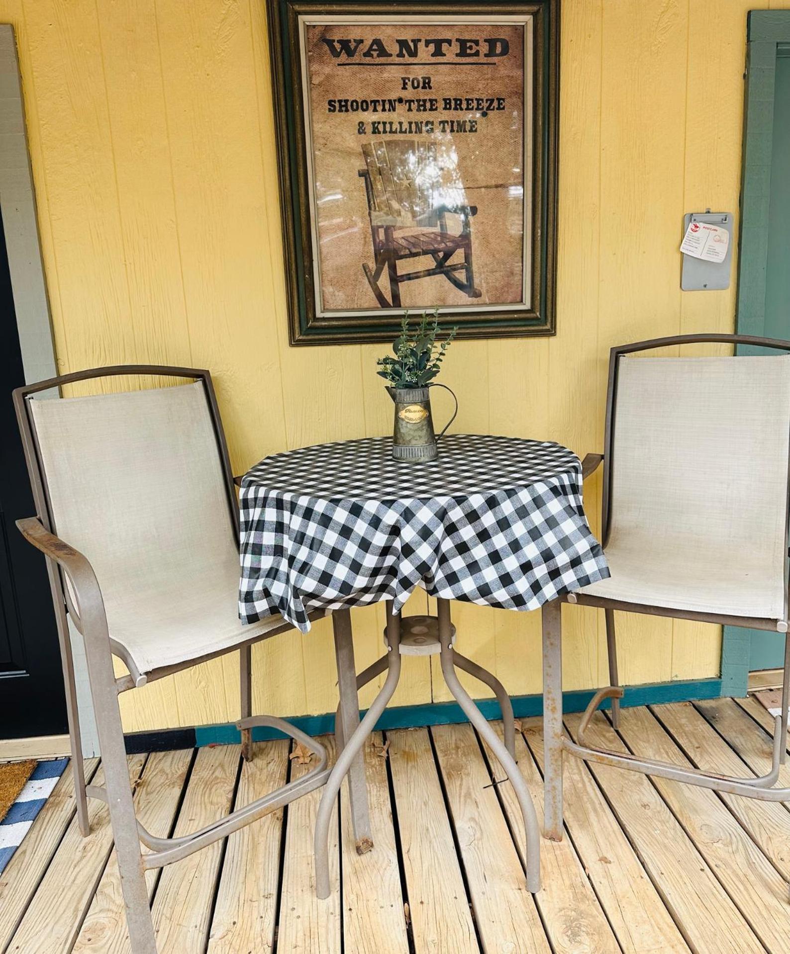 Acorn Hideaways Canton Rustic Old West Frontier Suite Eksteriør billede